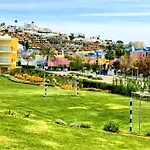 Spacious In With Pool And Terrace