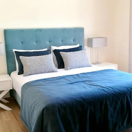 View Apartment: Pool, Garden & Proximity * Albufeira
