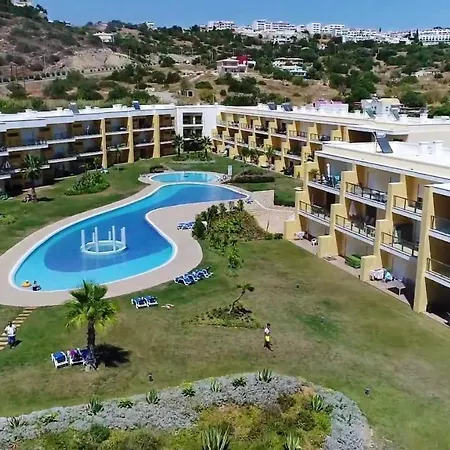 View Apartment: Pool, Garden & Proximity