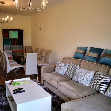 Spacious In With Pool And Terrace אלבופיירה