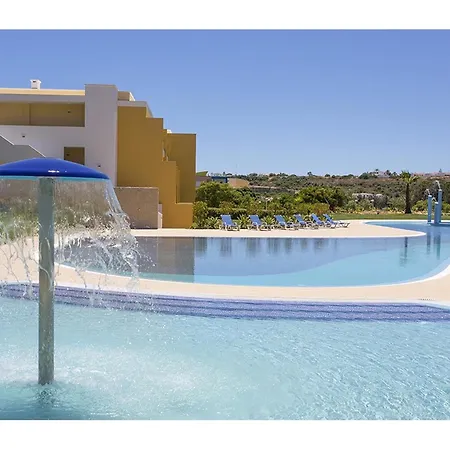 Spacious In With Pool And Terrace אלבופיירה