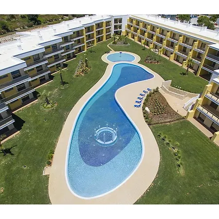 Spacious In With Pool And Terrace * אלבופיירה