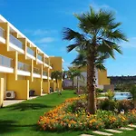 Apartament Spacious In With Pool And Terrace
