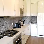 Spacious In With Pool And Terrace 公寓